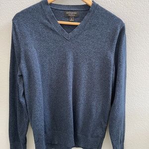 Banana Republic Men's Medium Blue Premium Luxe V-Neck Sweater